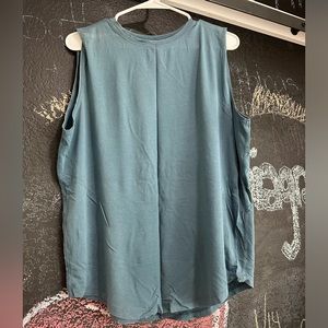 lululemon size 10 navy blue woman’s muscle tank